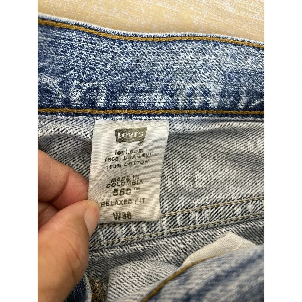 Levi’s 550 Relaxed Fit Men’s 36 100% Cotton Blue Denim Shorts 5-Pocket Button